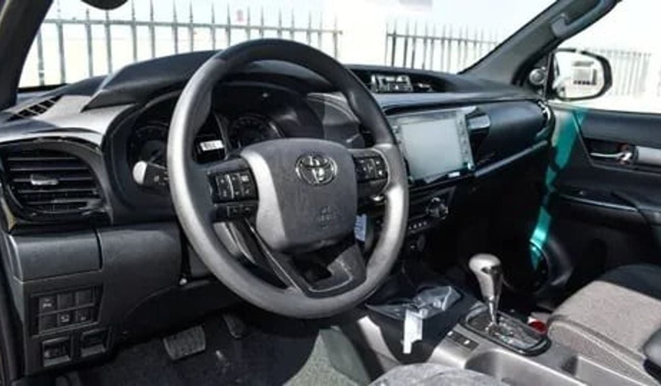Toyota Hilux 4.0 л 2025 г. Чёрный