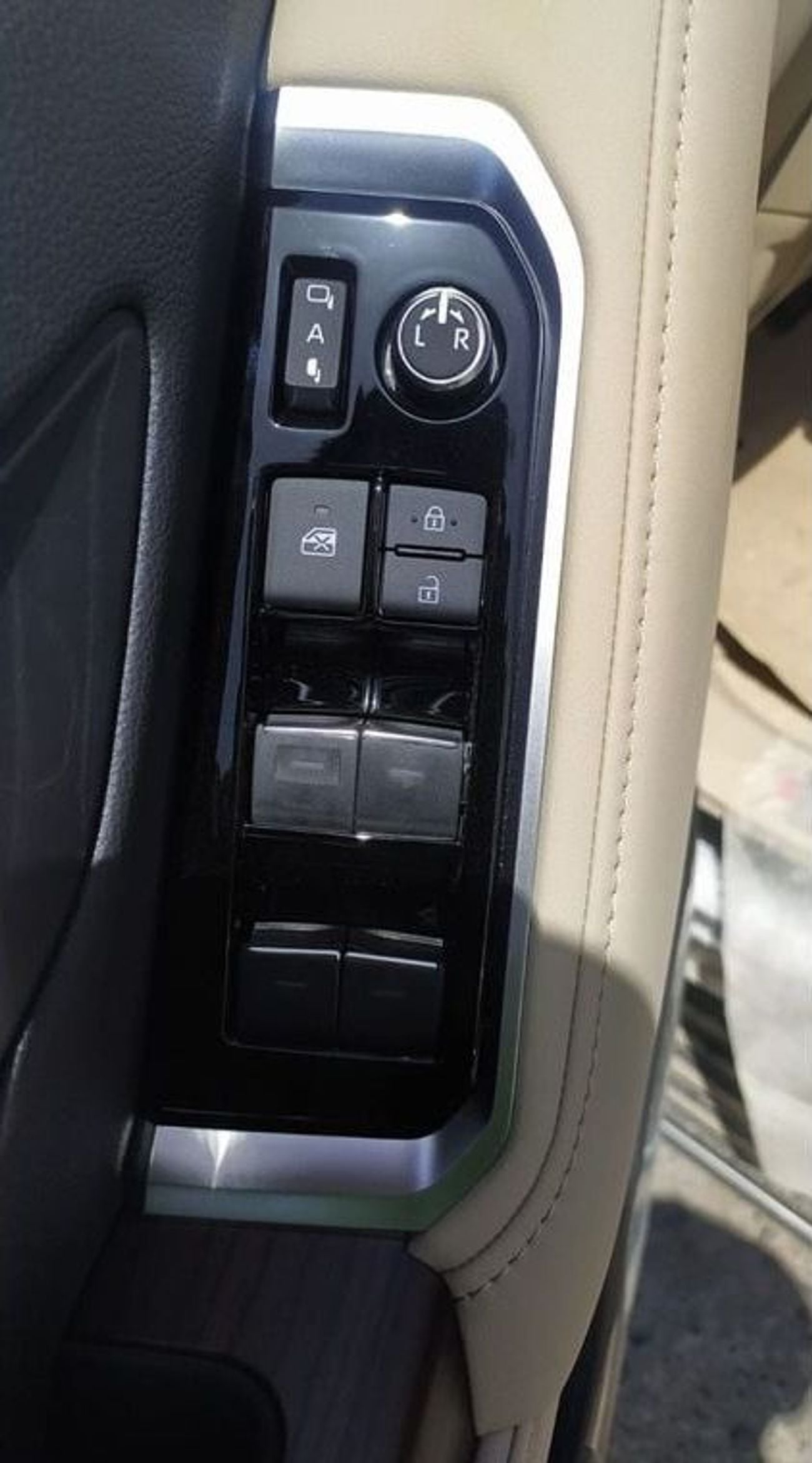 Toyota Land Cruiser 3.3 л 2024 г. Бронзовый