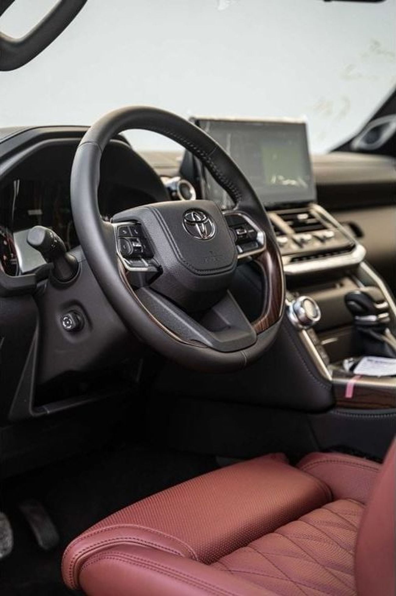 Toyota Land Cruiser 3.5 л 2026 г. Чёрный