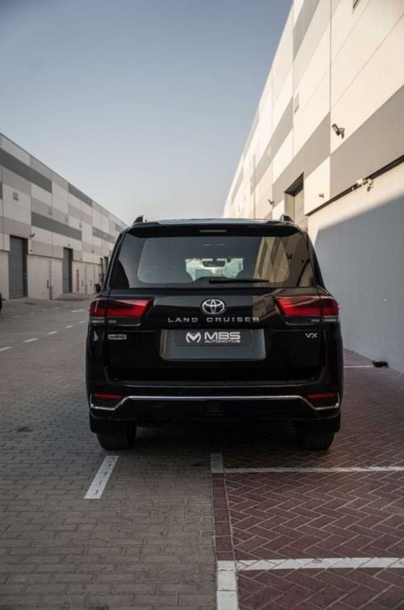 Toyota Land Cruiser 3.5 л 2026 г. Чёрный