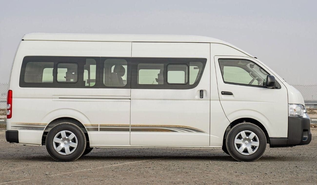 Toyota Hiace 2.7 л 2025 г. Белый
