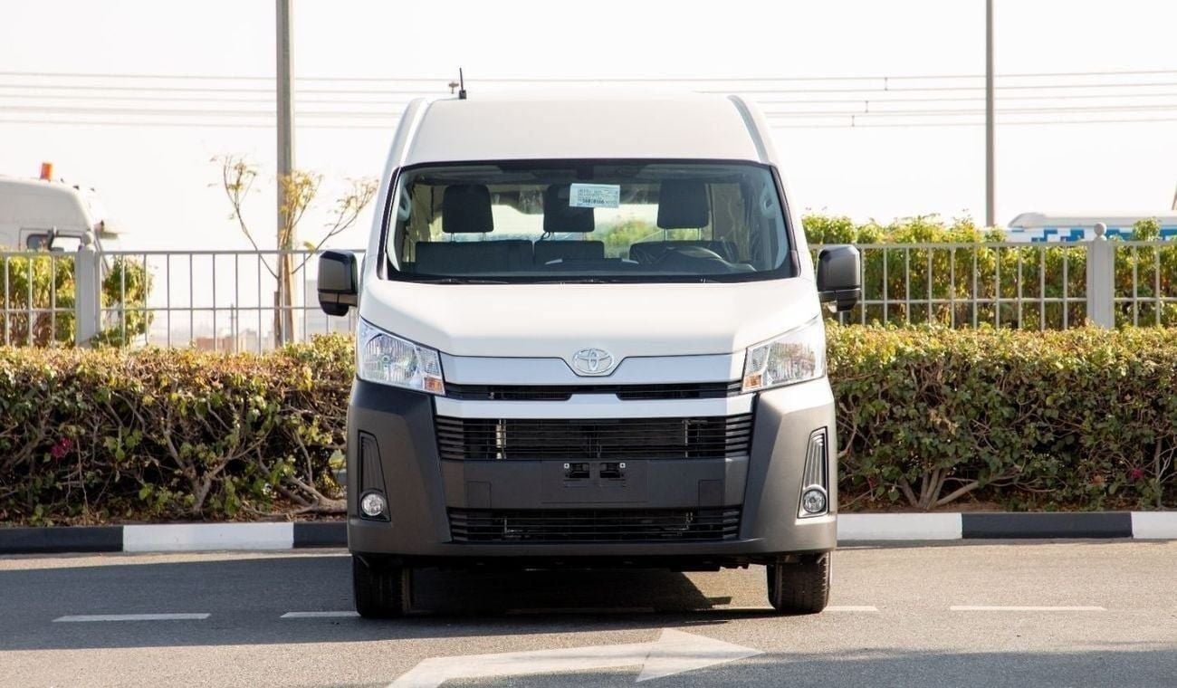 Toyota Hiace 3.5 л 2026 г. Белый