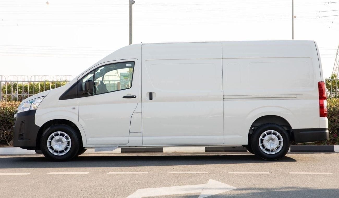 Toyota Hiace 3.5 л 2026 г. Белый