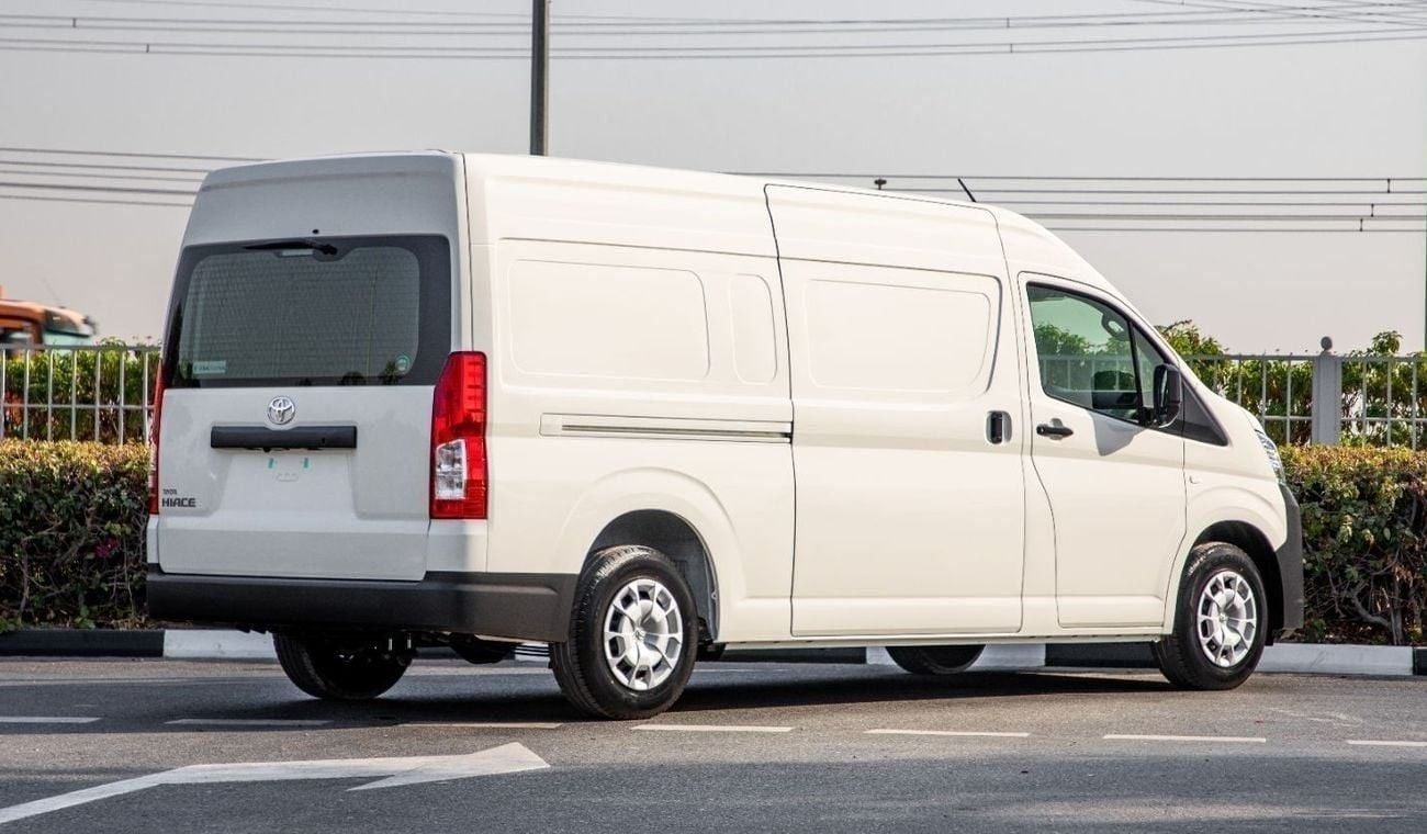 Toyota Hiace 3.5 л 2026 г. Белый