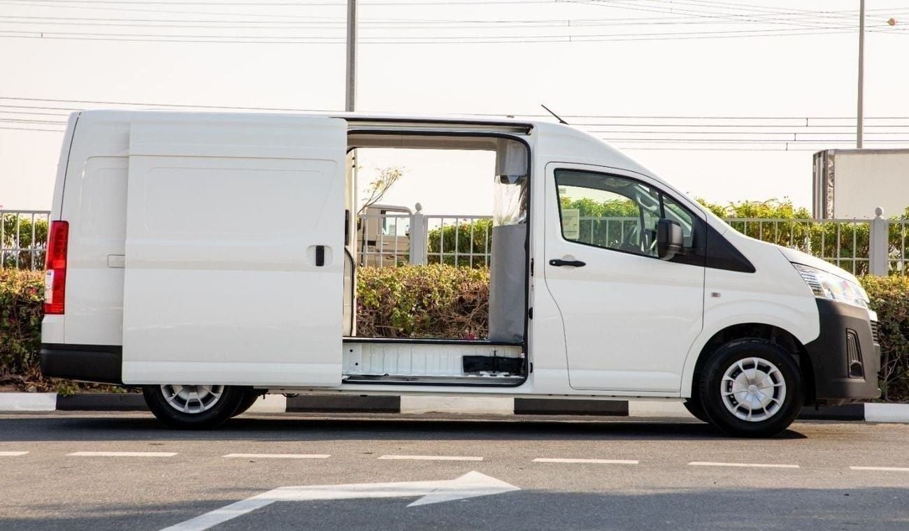 Toyota Hiace 3.5 л 2026 г. Белый