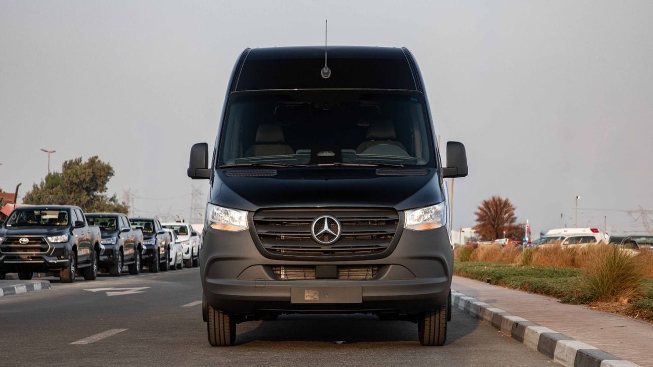 Mercedes Benz Sprinter 2.0 л 2026 г. Чёрный