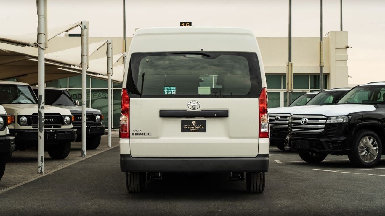 Toyota Hiace 3.5 л 2026 г. Белый