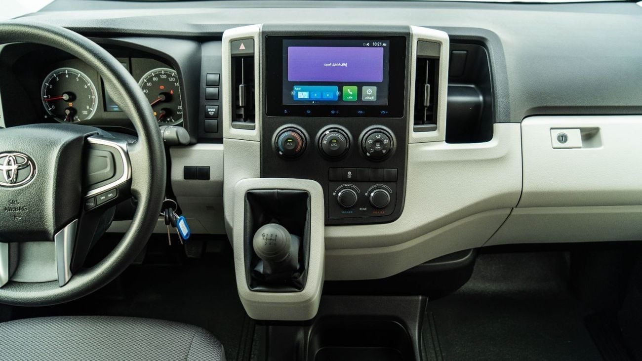 Toyota Hiace 3.5 л 2026 г. Белый