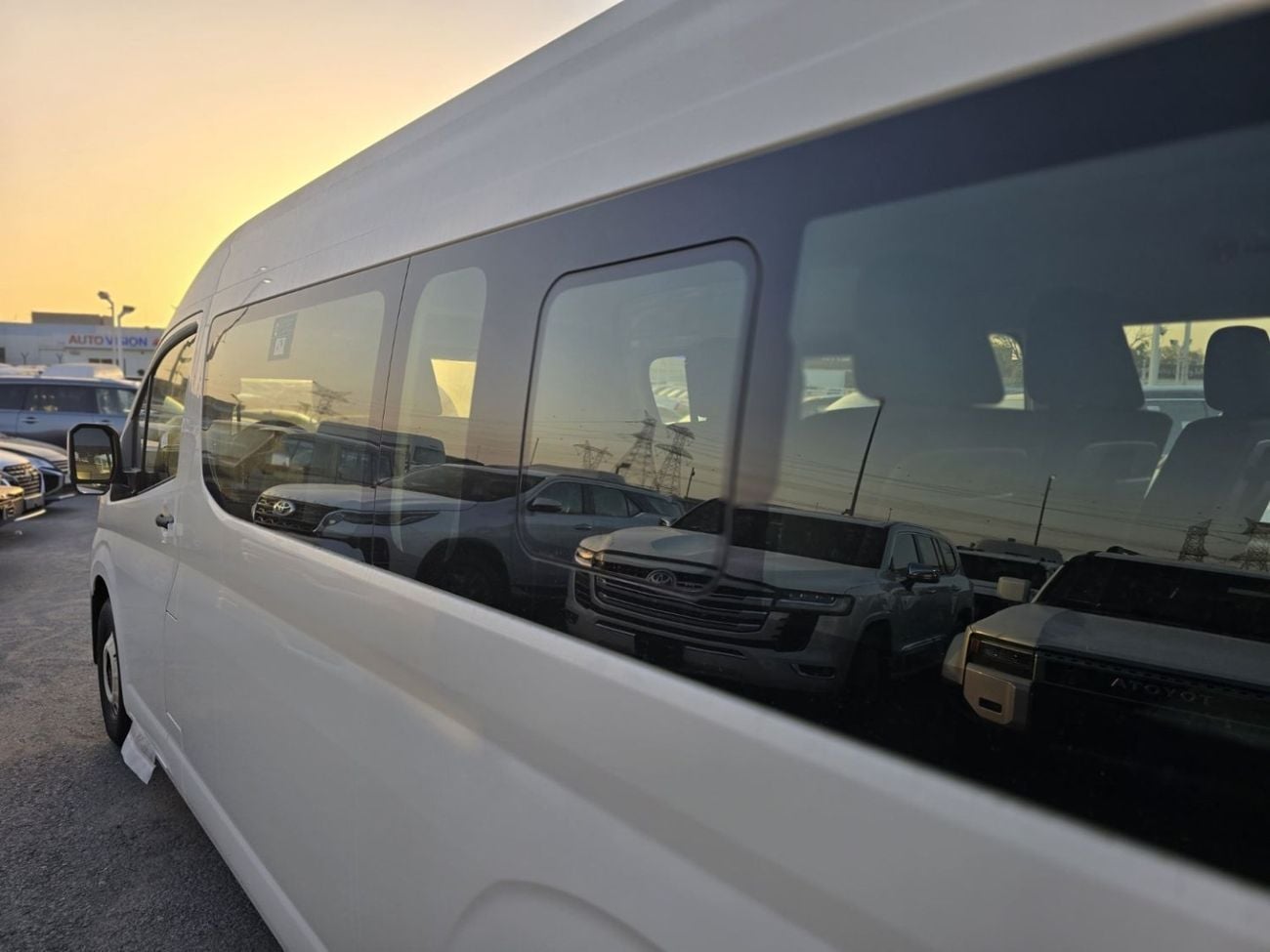 Toyota Hiace 3.5 л 2026 г. Белый