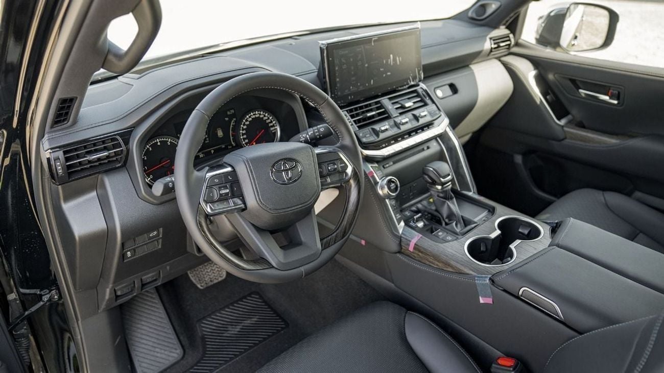 Toyota Land Cruiser 3.5 л 2025 г. Чёрный