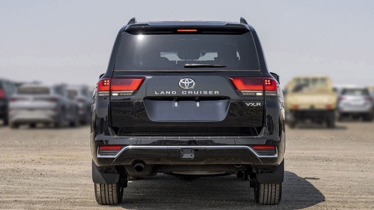 Toyota Land Cruiser 3.5 л 2025 г. Чёрный