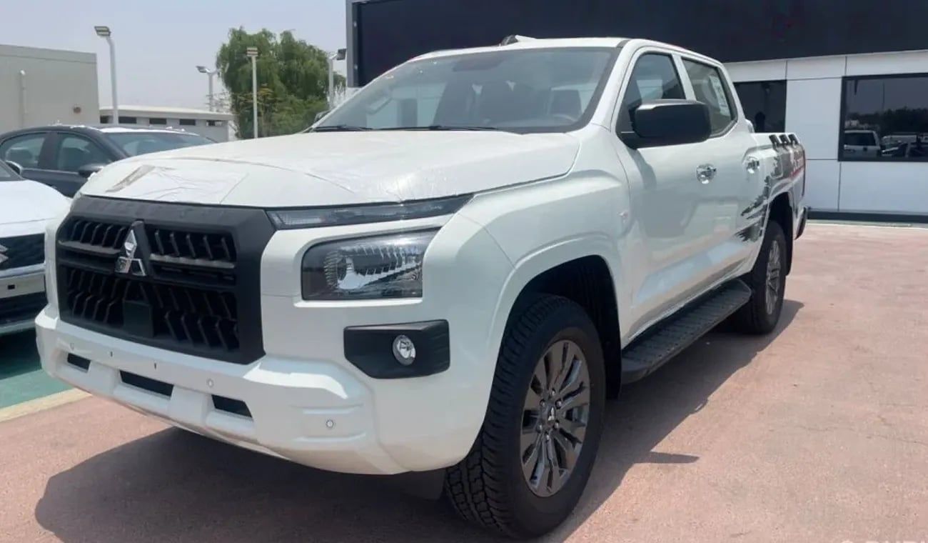 Mitsubishi L200 2.4 л 2026 г. Белый