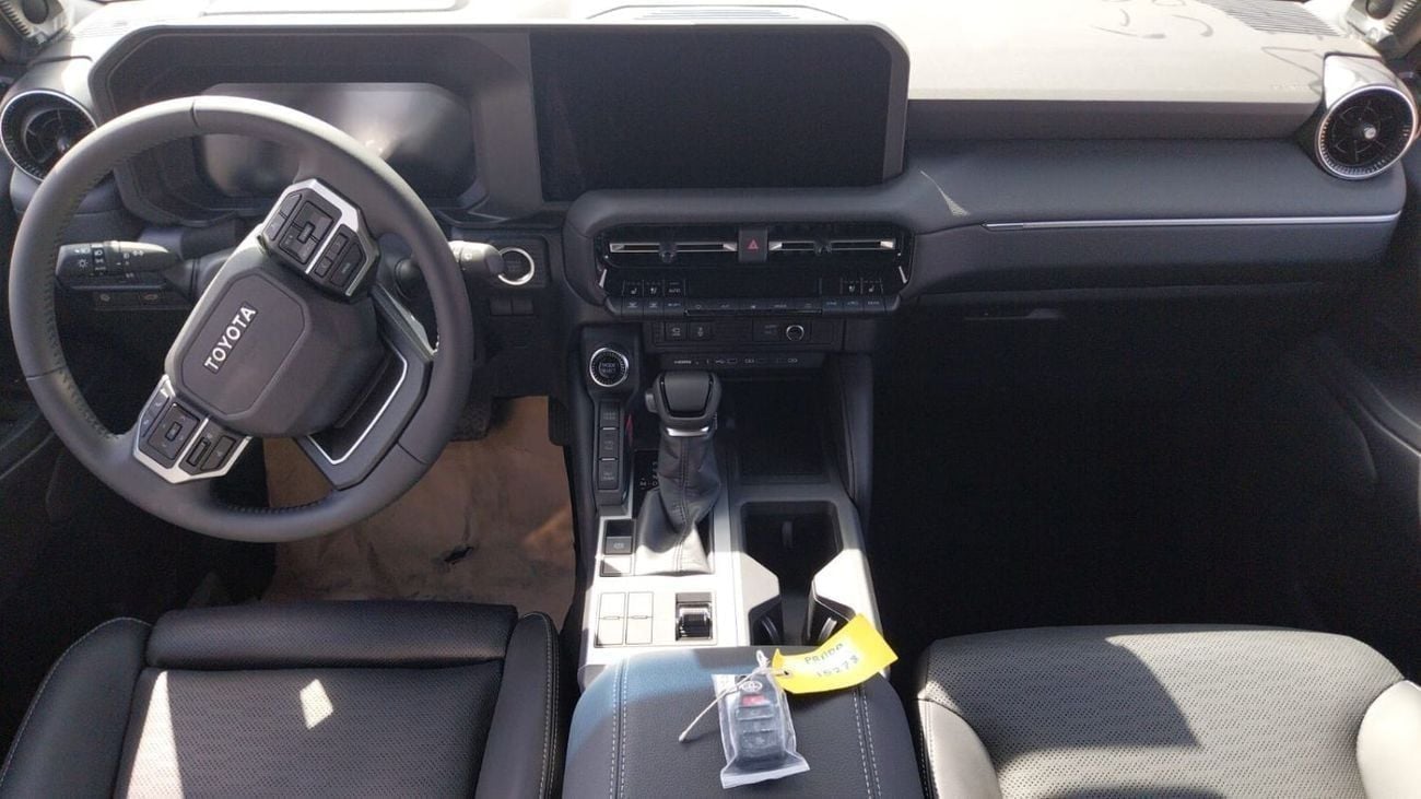 Toyota Prado 2.4 л 2026 г. Чёрный