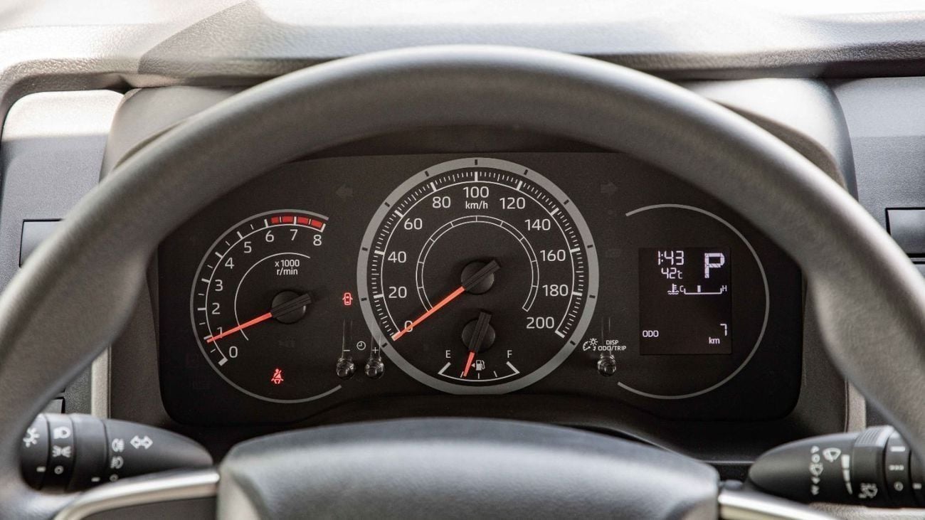Toyota Hiace 3.5 л 2026 г. Белый