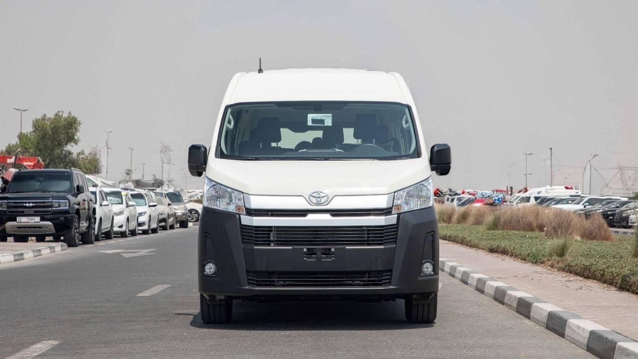 Toyota Hiace 3.5 л 2026 г. Белый