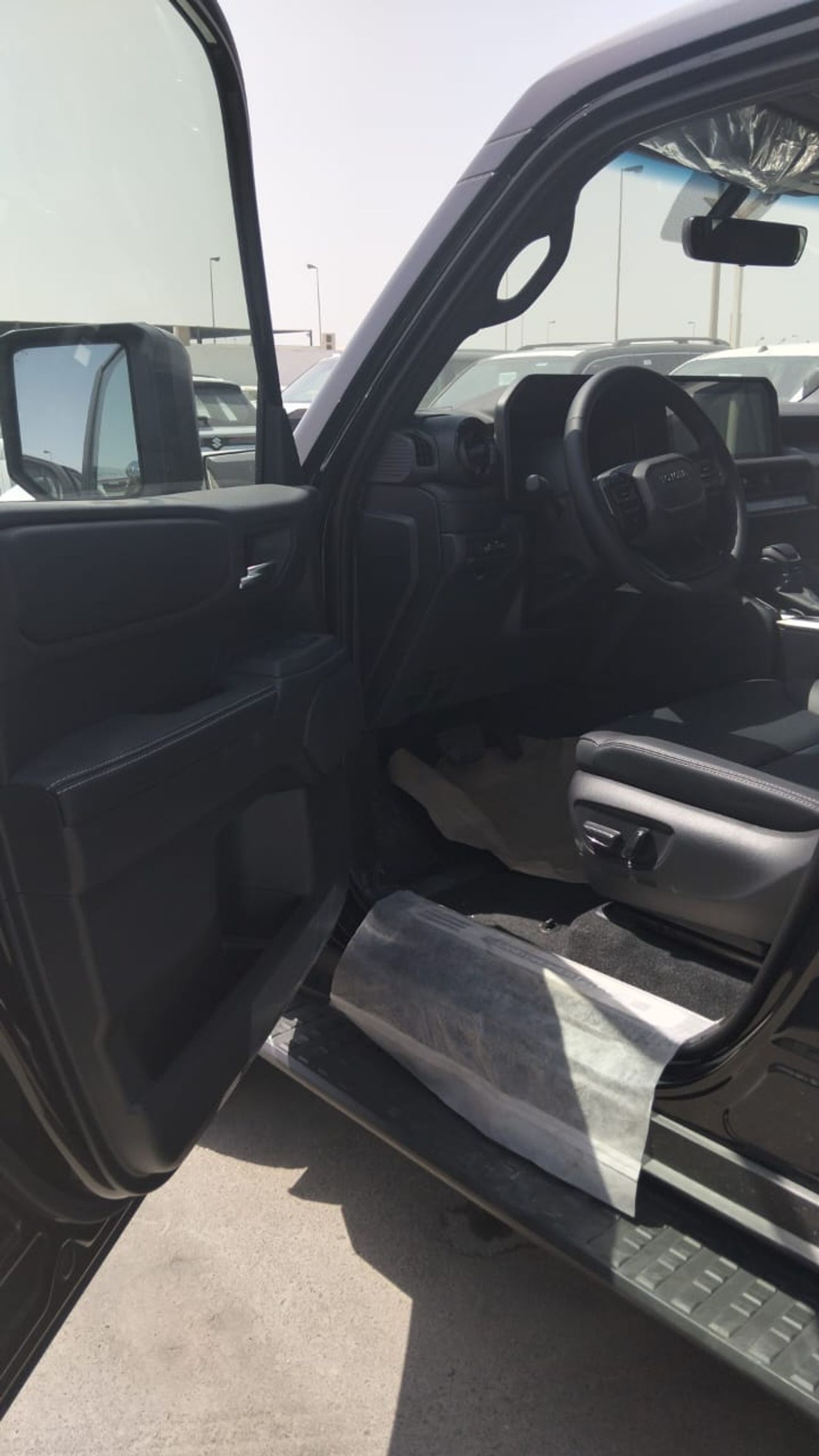 Toyota Prado 2.8 л 2025 г. Чёрный