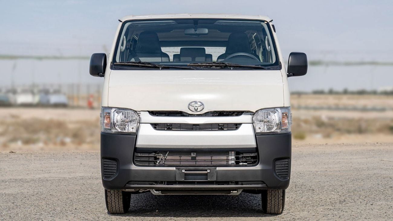 Toyota Hiace 2.7 л 2025 г. Белый