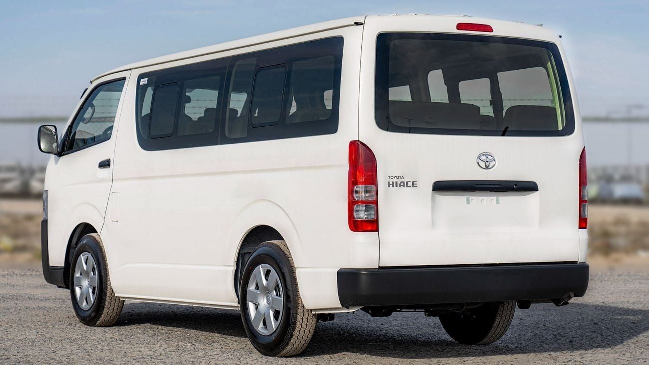 Toyota Hiace 2.7 л 2025 г. Белый