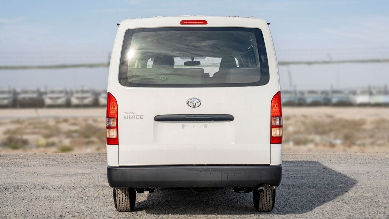 Toyota Hiace 2.7 л 2025 г. Белый