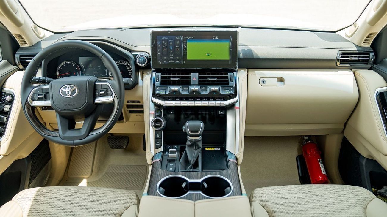 Toyota Land Cruiser 3.5 л 2025 г. Серебристый