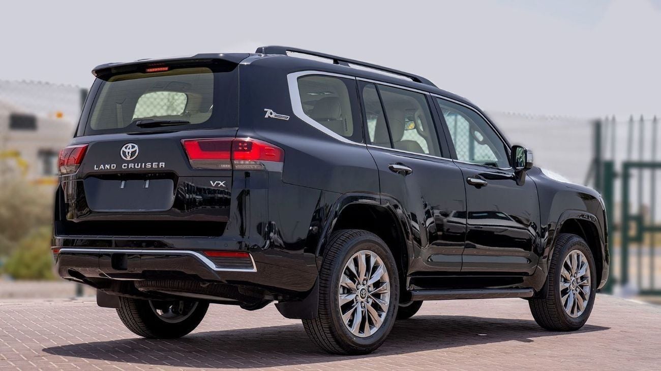 Toyota Land Cruiser 3.5 л 2025 г. Чёрный