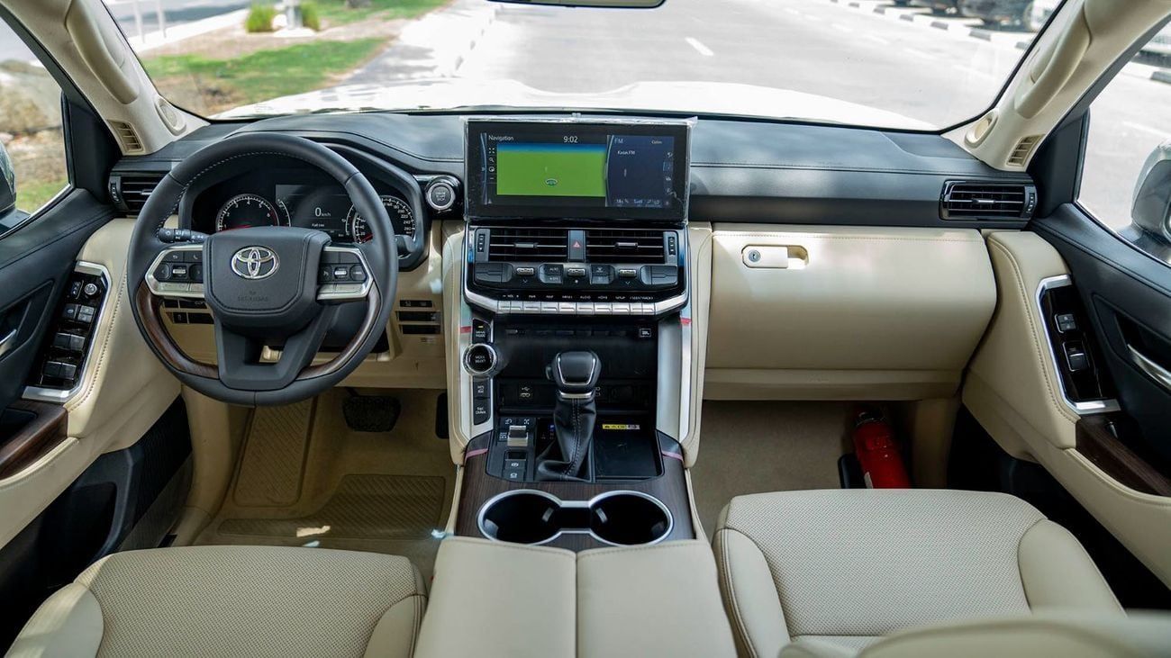 Toyota Land Cruiser 3.5 л 2025 г. Чёрный
