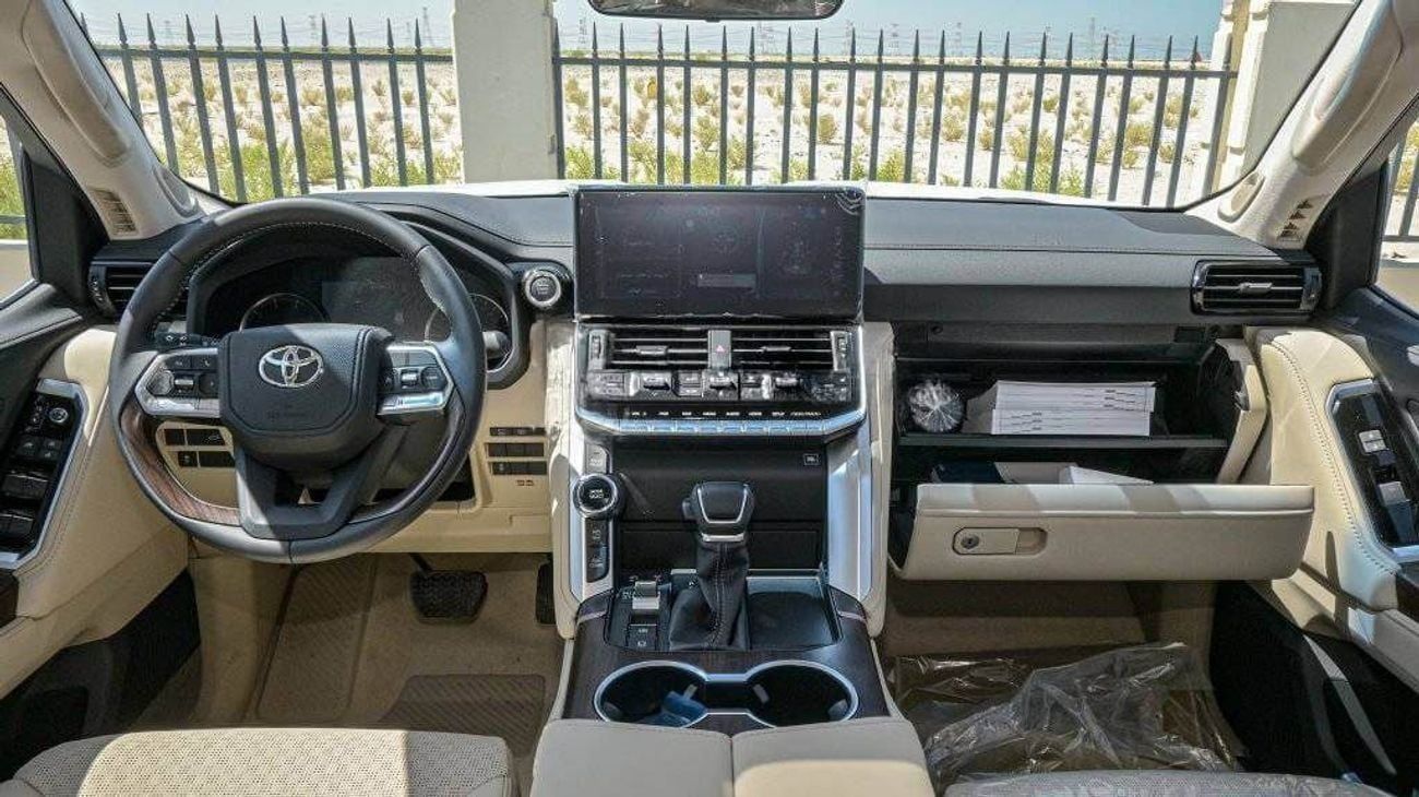 Toyota Land Cruiser 3.3 л 2026 г. Чёрный