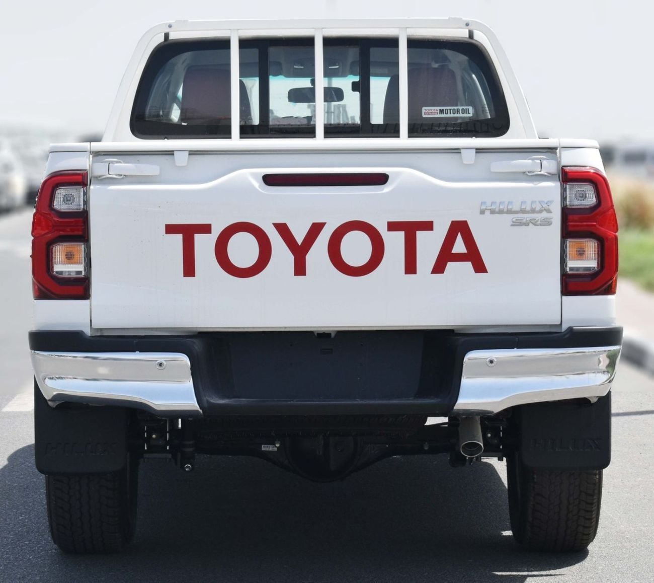 Toyota Hilux 2.7 л 2025 г. Белый