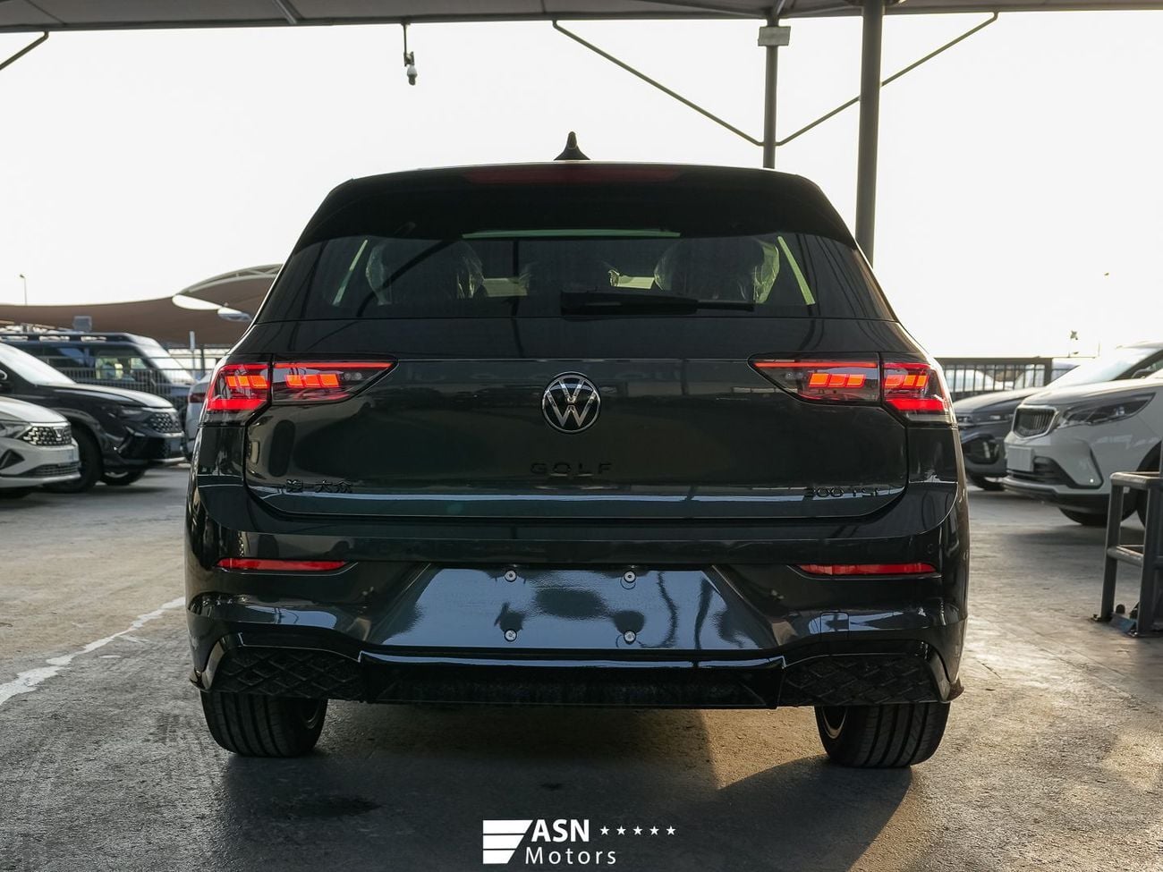 Volkswagen Golf 1.5 л 2025 г. Чёрный