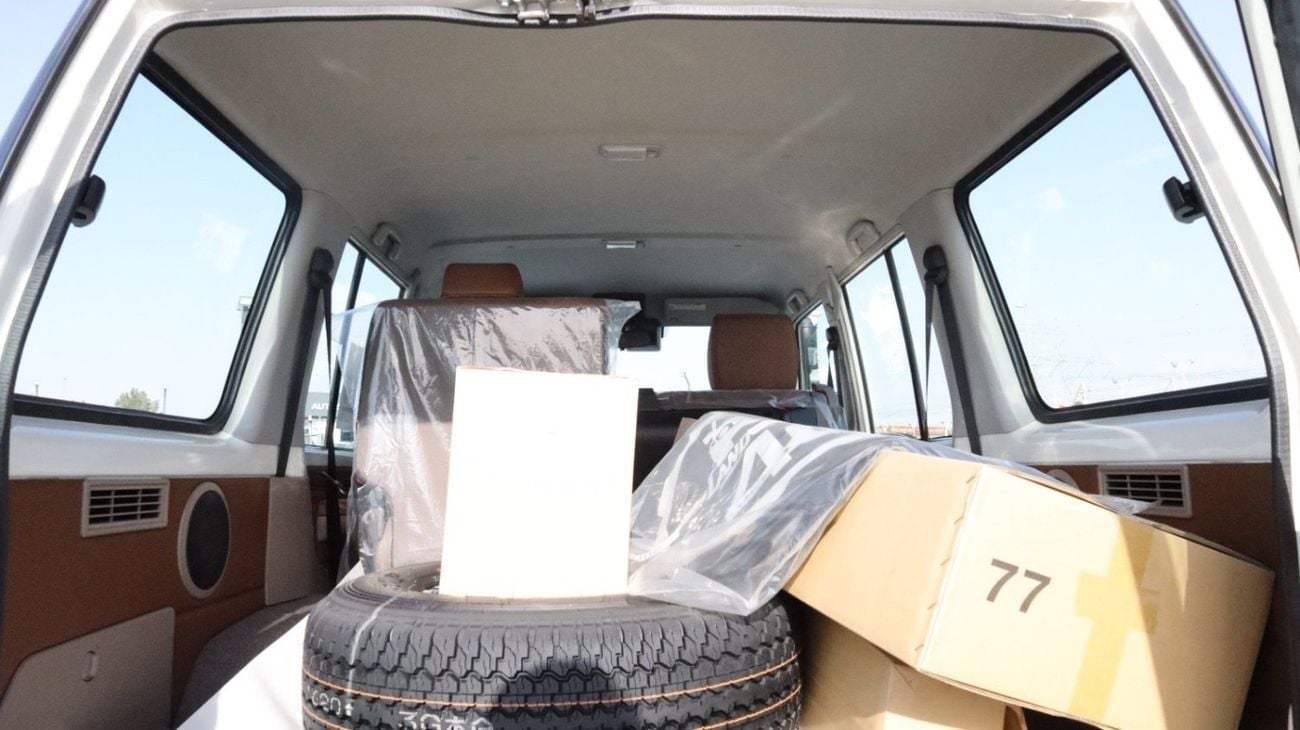 Toyota Land Cruiser 70 2.8 л 2025 г. Белый, пробег 8 км