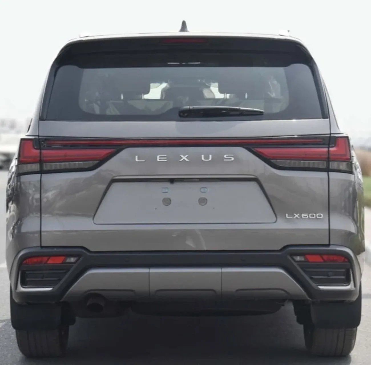 Lexus LX600 3.5 л 2025 г. Серый