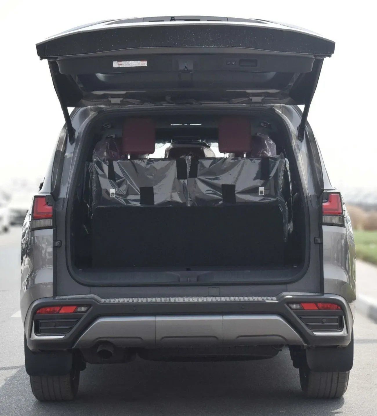 Lexus LX600 3.5 л 2025 г. Серый