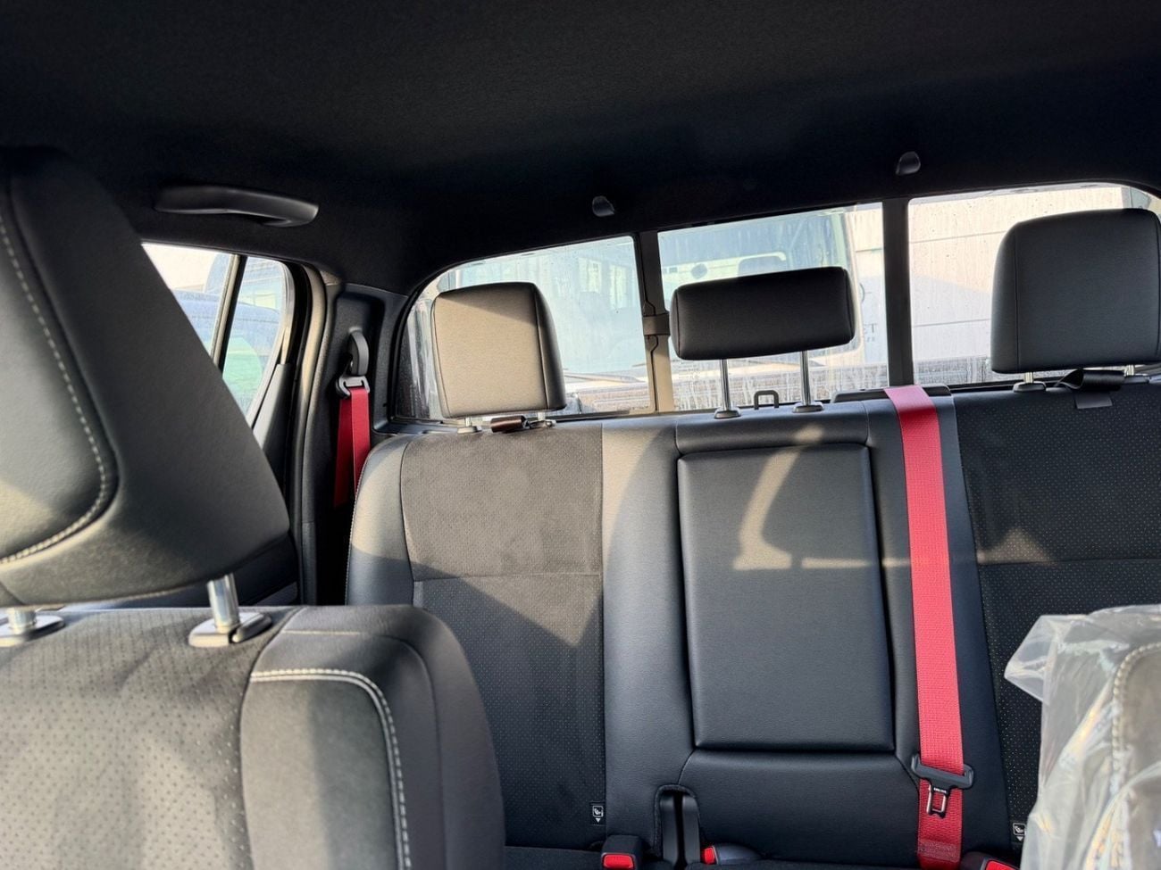 Toyota Hilux 4.0 л 2025 г. Чёрный