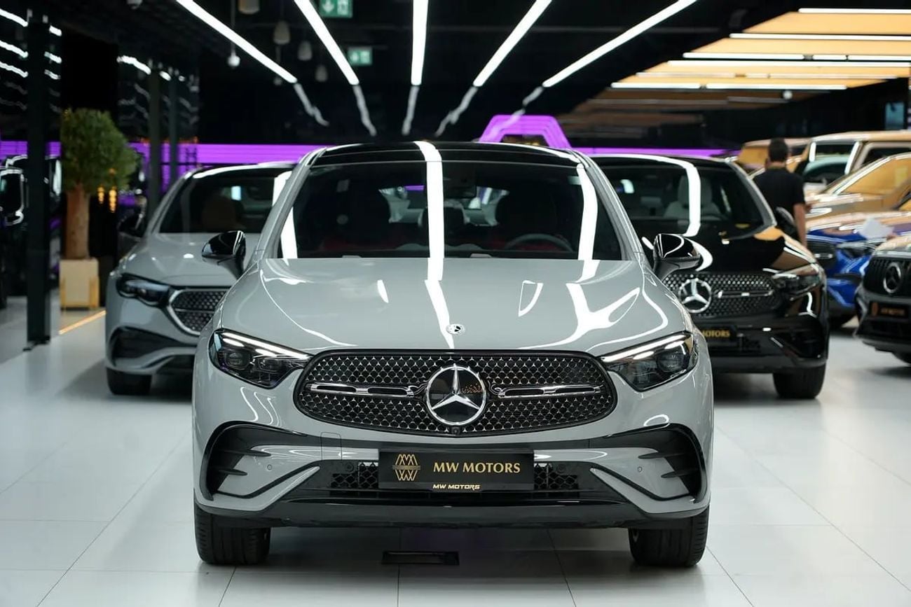 Mercedes Benz GLC200 2.0 л 2026 г. Серый