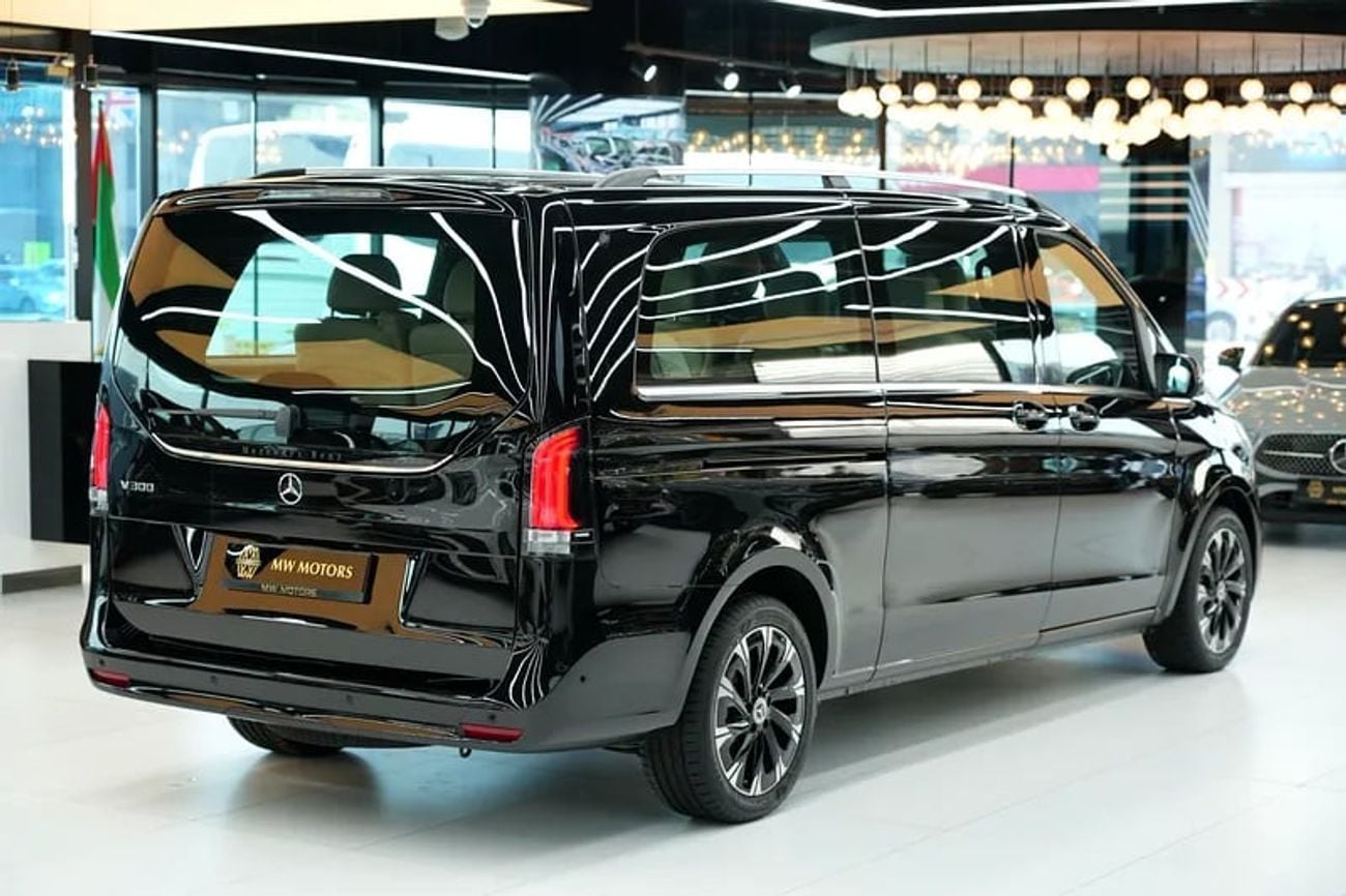 Mercedes Benz V 300 2.0 л 2026 г. Чёрный