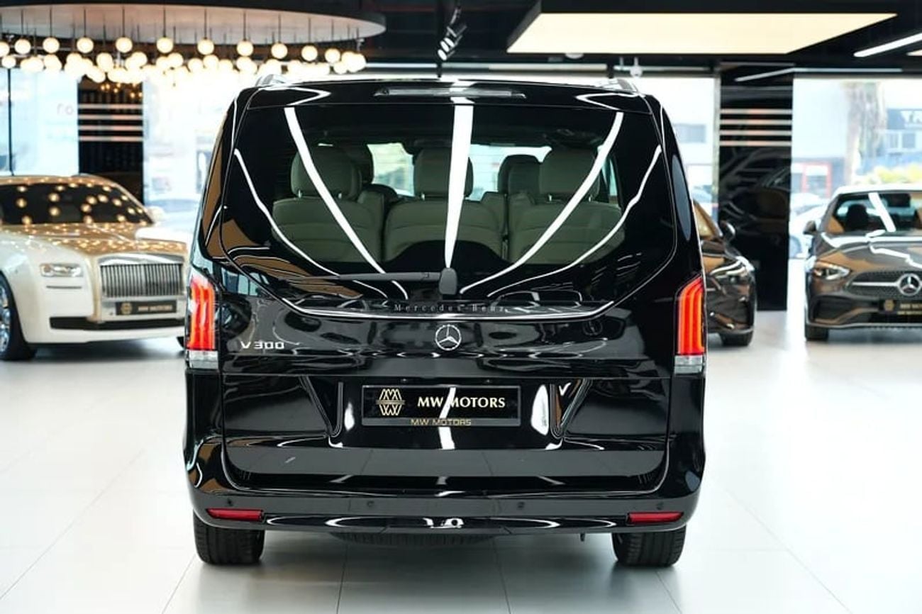 Mercedes Benz V 300 2.0 л 2026 г. Чёрный