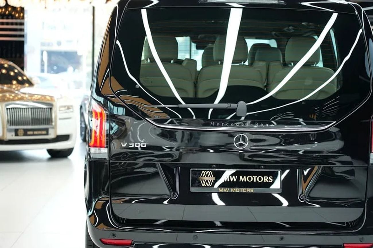 Mercedes Benz V 300 2.0 л 2026 г. Чёрный