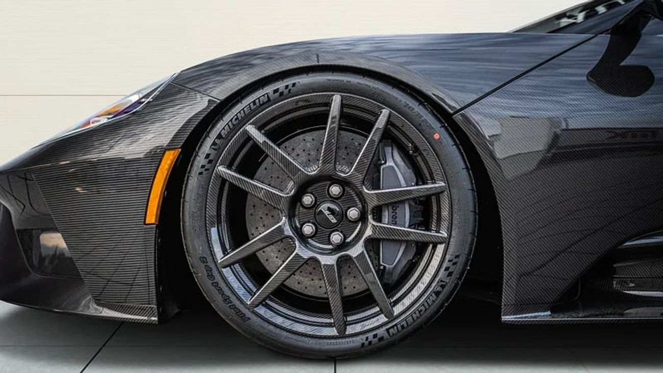 Ford GT 3.0 л 2022 г. Чёрный, пробег 30 км