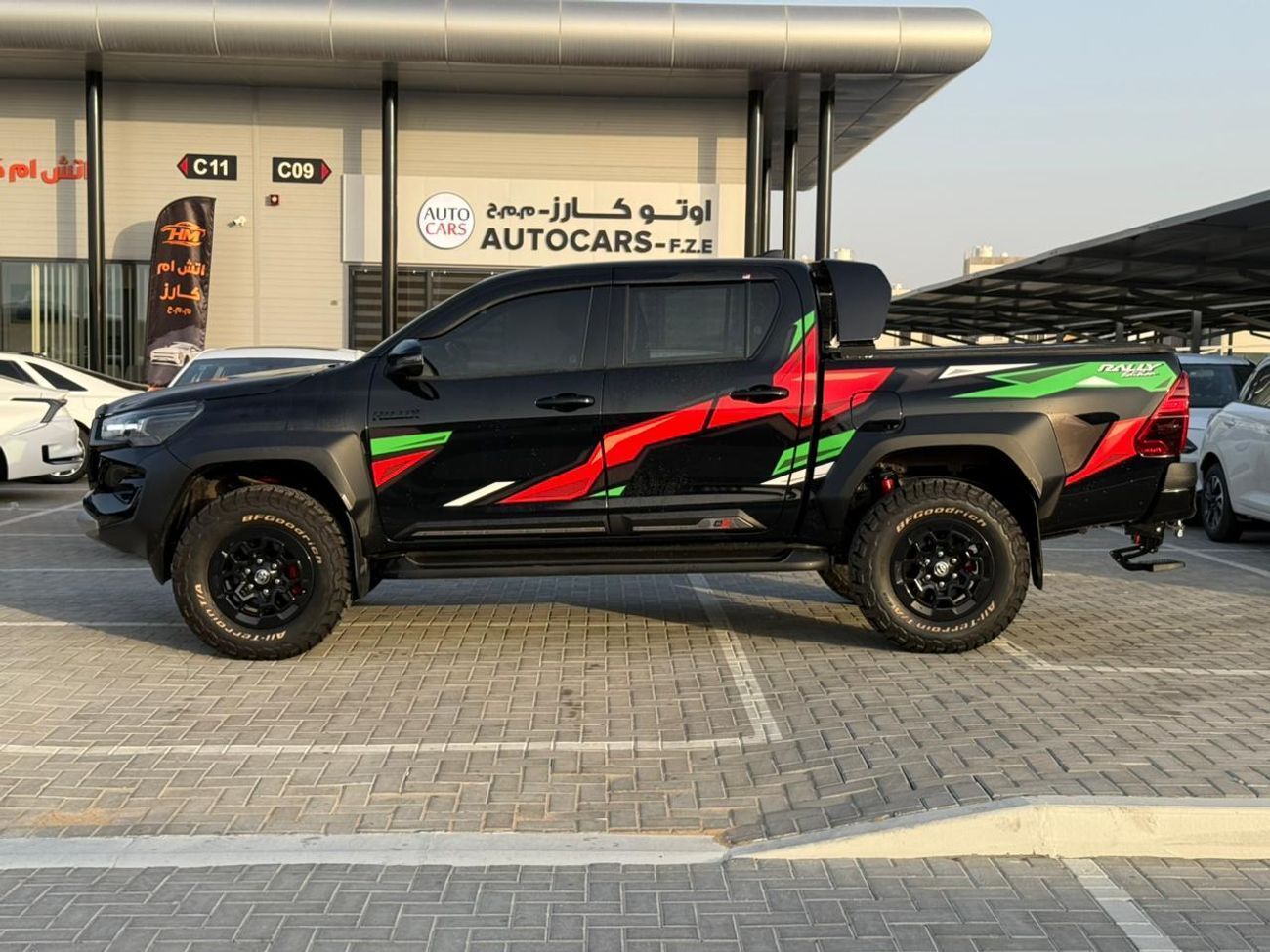 Toyota Hilux 2.8 л 2026 г. Чёрный