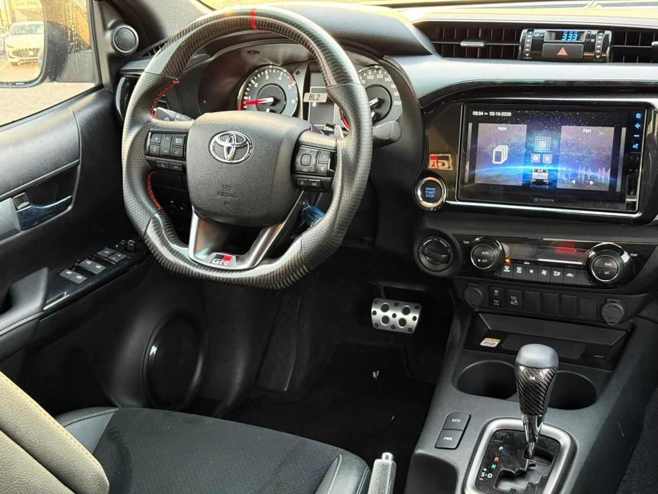 Toyota Hilux 2.8 л 2026 г. Чёрный