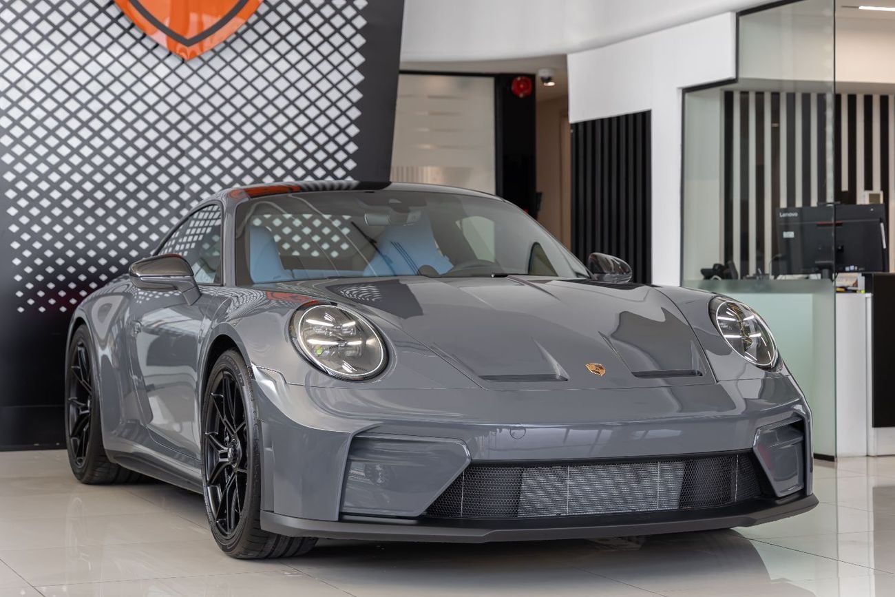 Porsche 911 4.0 л 2026 г. Серый