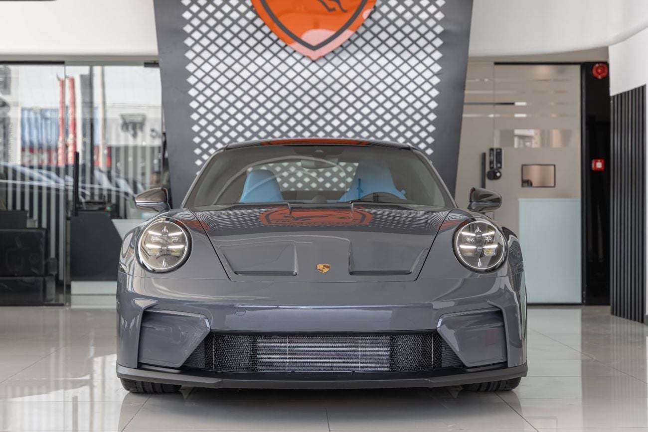Porsche 911 4.0 л 2026 г. Серый