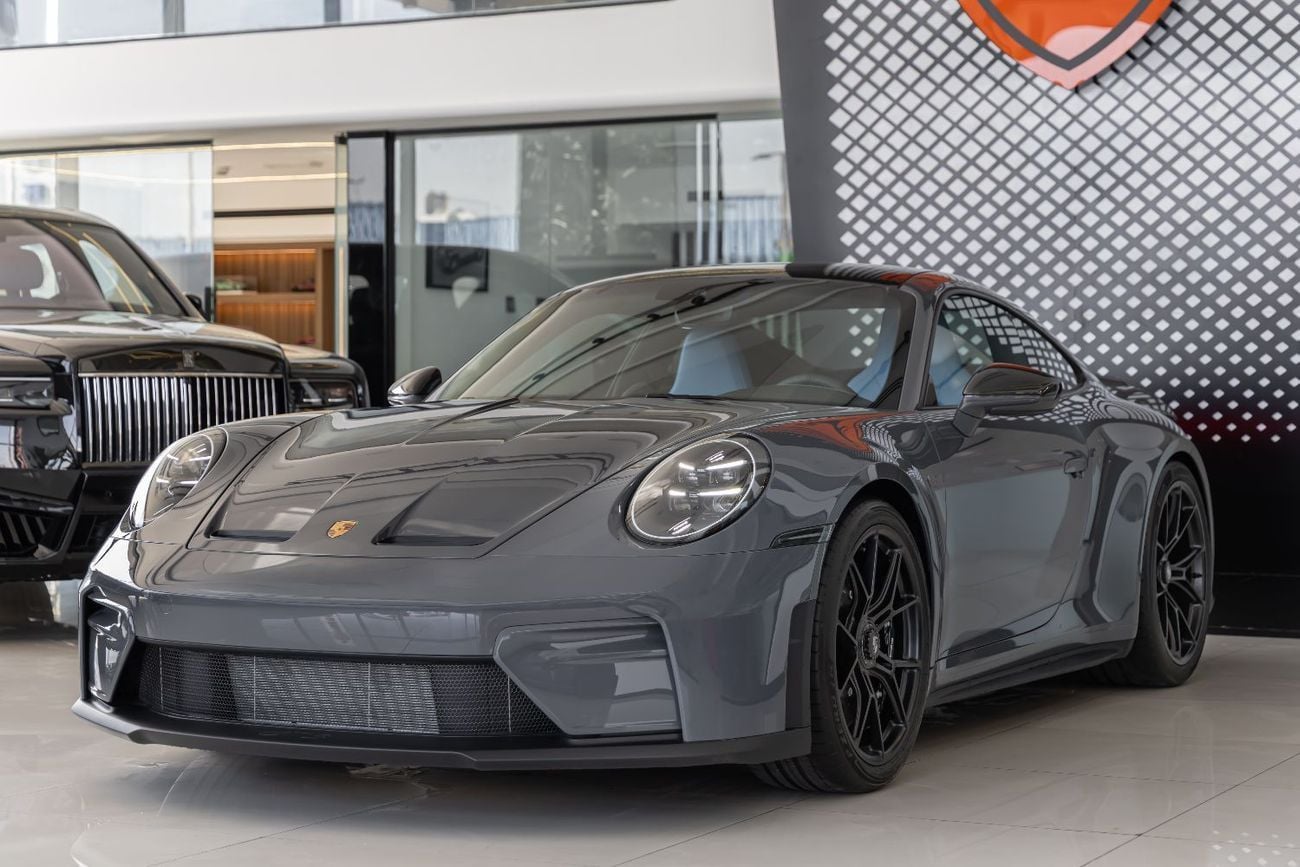 Porsche 911 4.0 л 2026 г. Серый