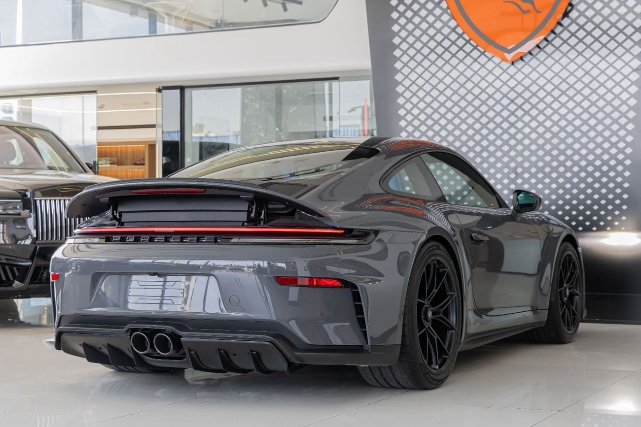 Porsche 911 4.0 л 2026 г. Серый