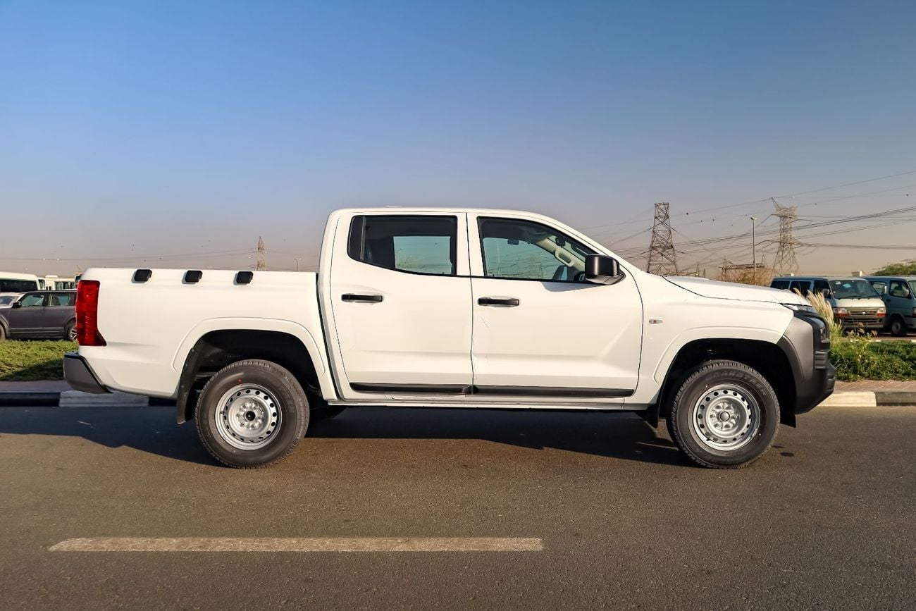 Mitsubishi L200 2.4 л 2026 г. Белый