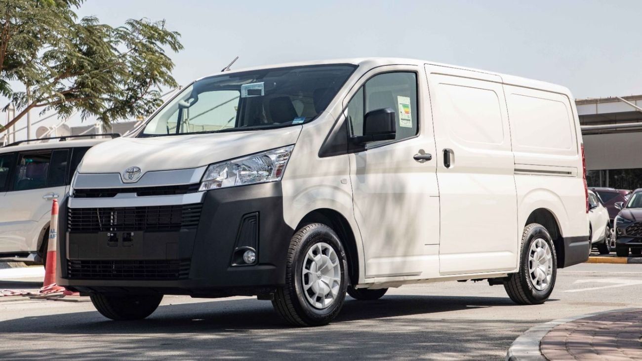 Toyota Hiace 3.5 л 2026 г. Белый