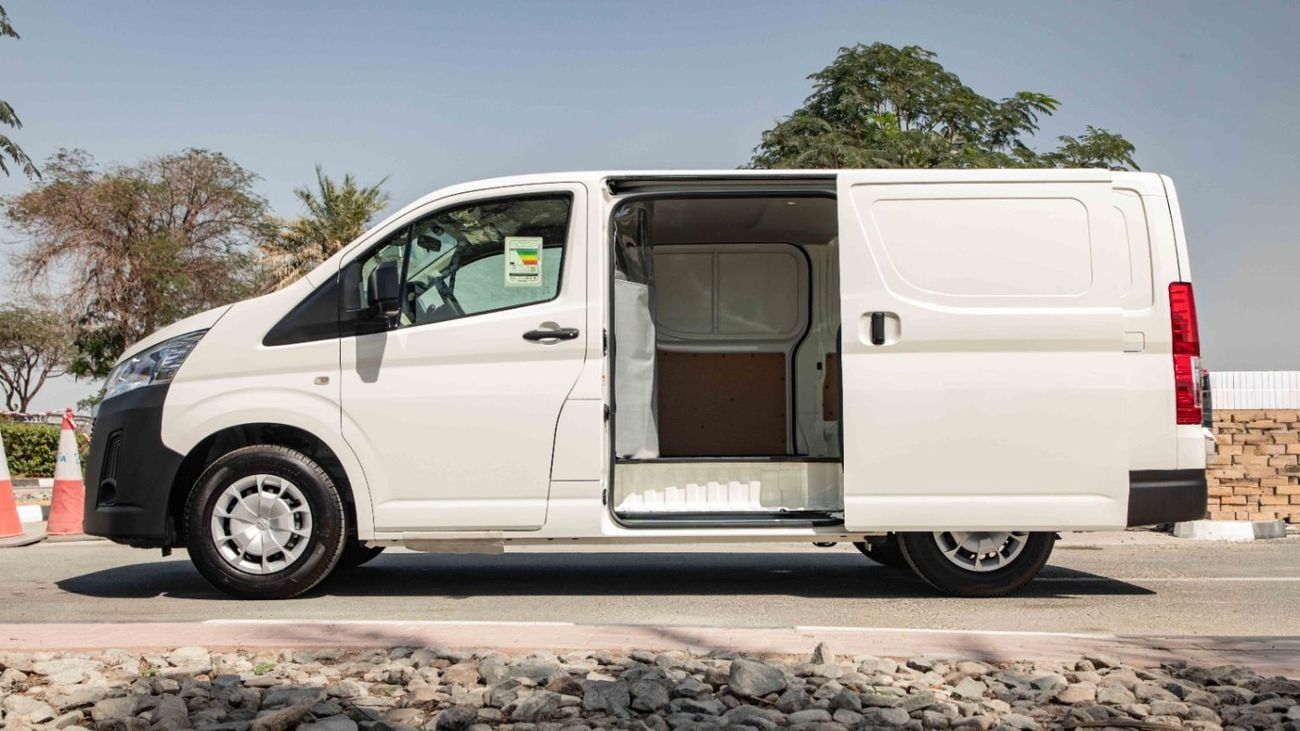 Toyota Hiace 3.5 л 2026 г. Белый