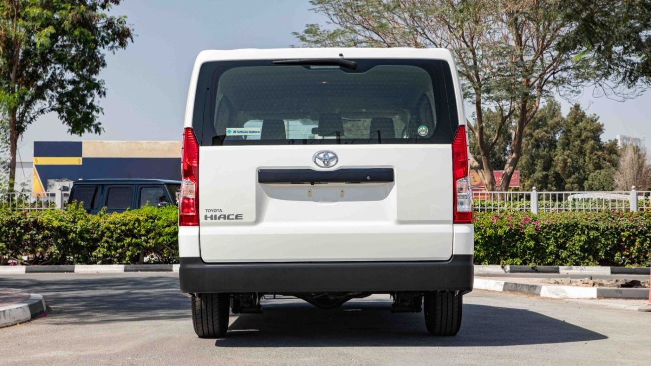 Toyota Hiace 3.5 л 2026 г. Белый