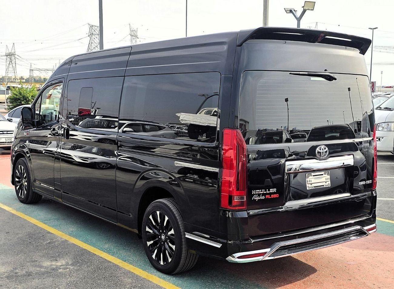 Toyota Hiace 3.5 л 2025 г. Чёрный