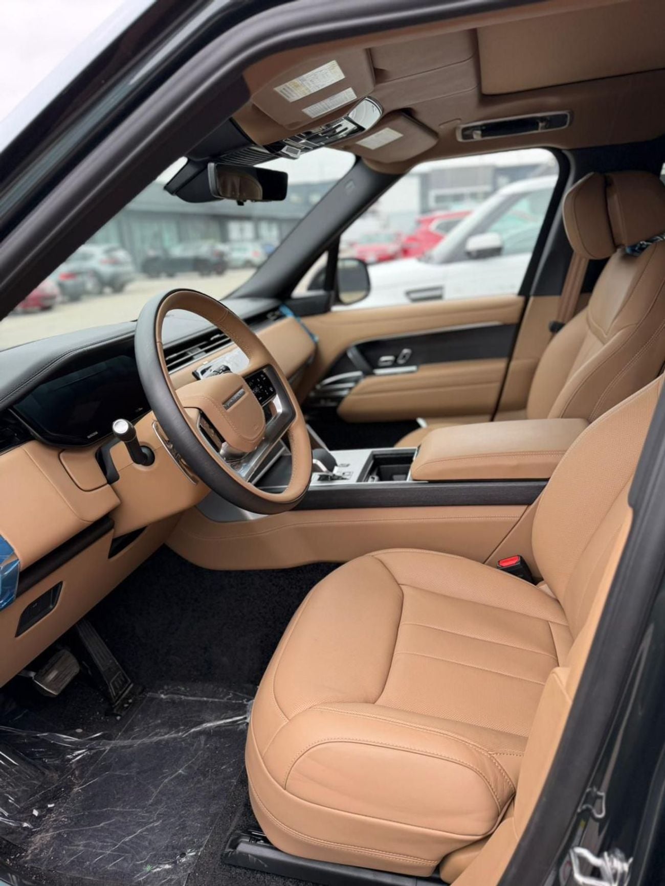 Land Rover Range Rover 4.0 л 2026 г. Зелёный